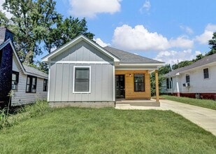 Building Photo - 653 Gilleas Rd