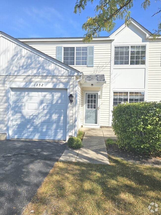 Building Photo - 1352 Normantown Rd