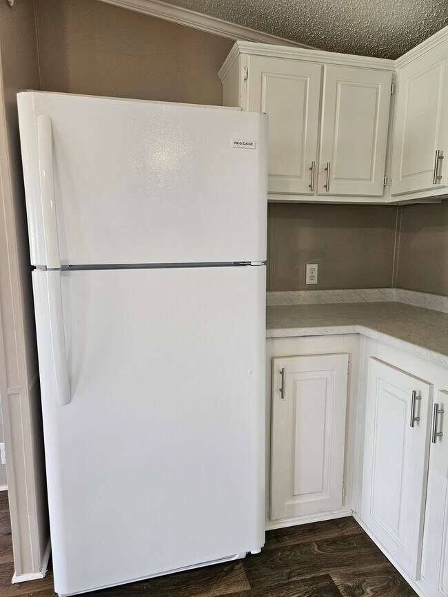 Foto del edificio - 315 Walnut Crest Ct