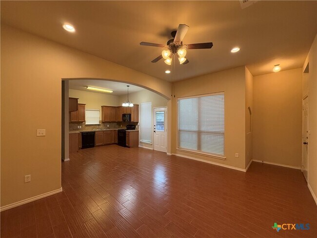 Foto del edificio - 1149 Brown Rock Dr