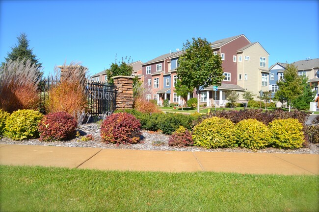 Building Photo - 14583 Olivine Way NW