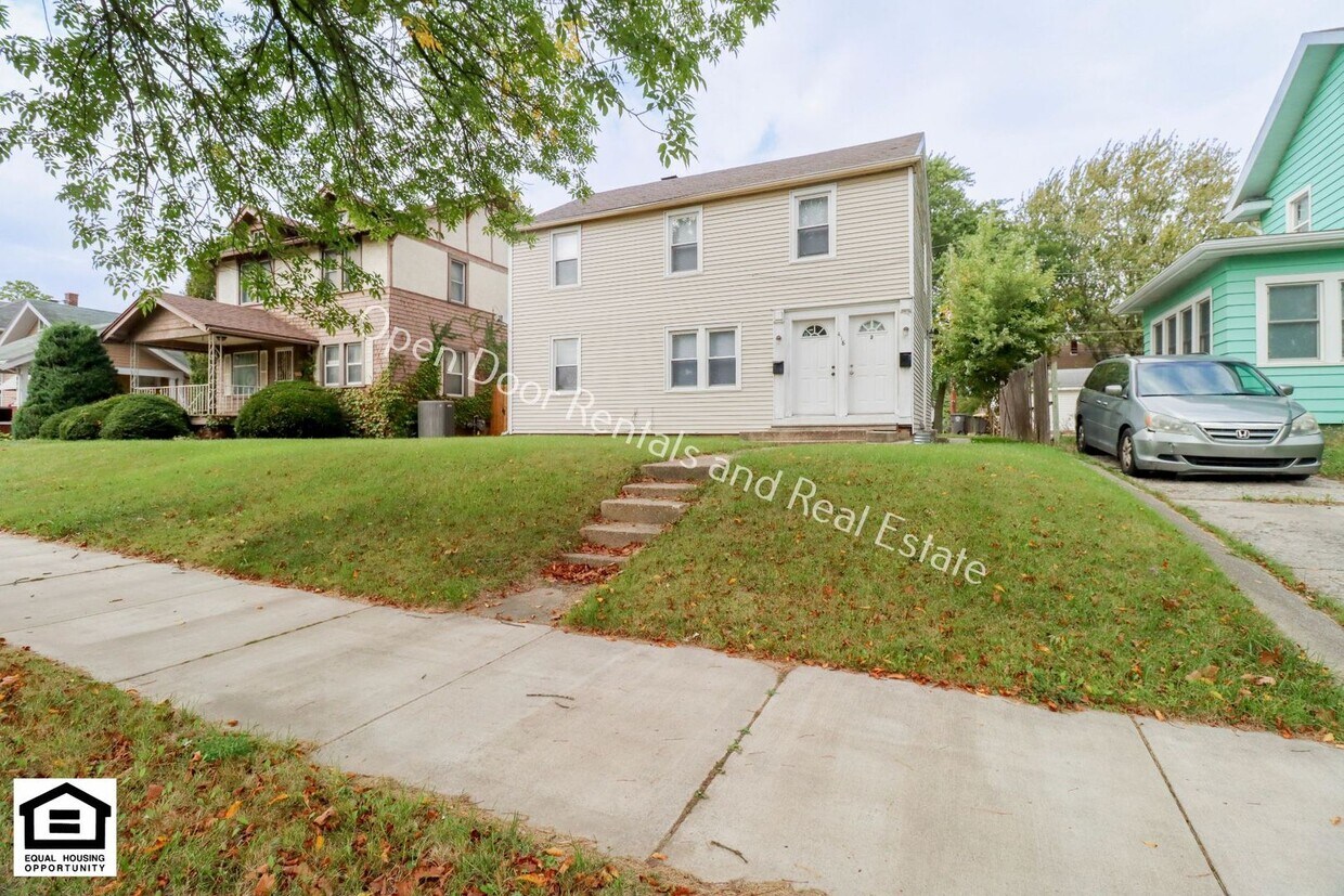 Primary Photo - 418 W Rudisill Blvd