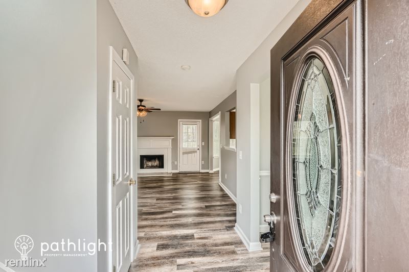 Foto principal - 4 br, 2 bath House - 905 Reda Court UNIT