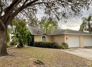 Building Photo - 12349 Londonderry Ln