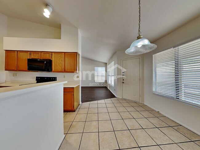 Foto del edificio - 3603 N 107th Dr