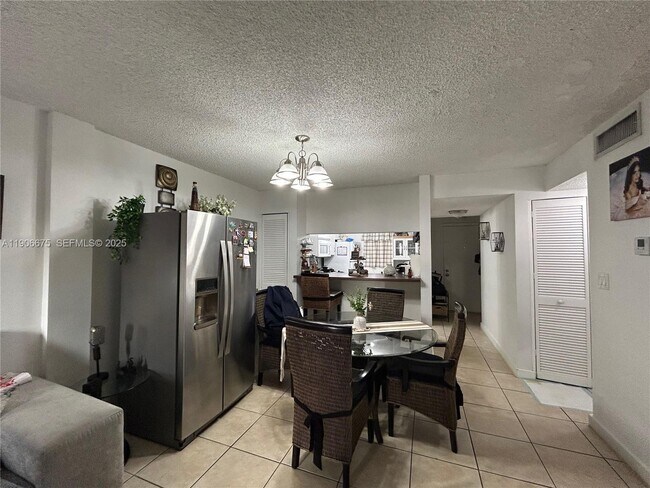 Foto del edificio - 19781 SW 114th Ave