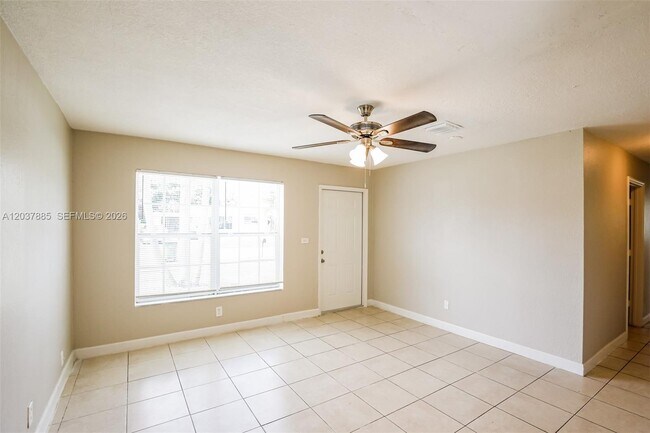 Building Photo - 5980 NW 24th Ct