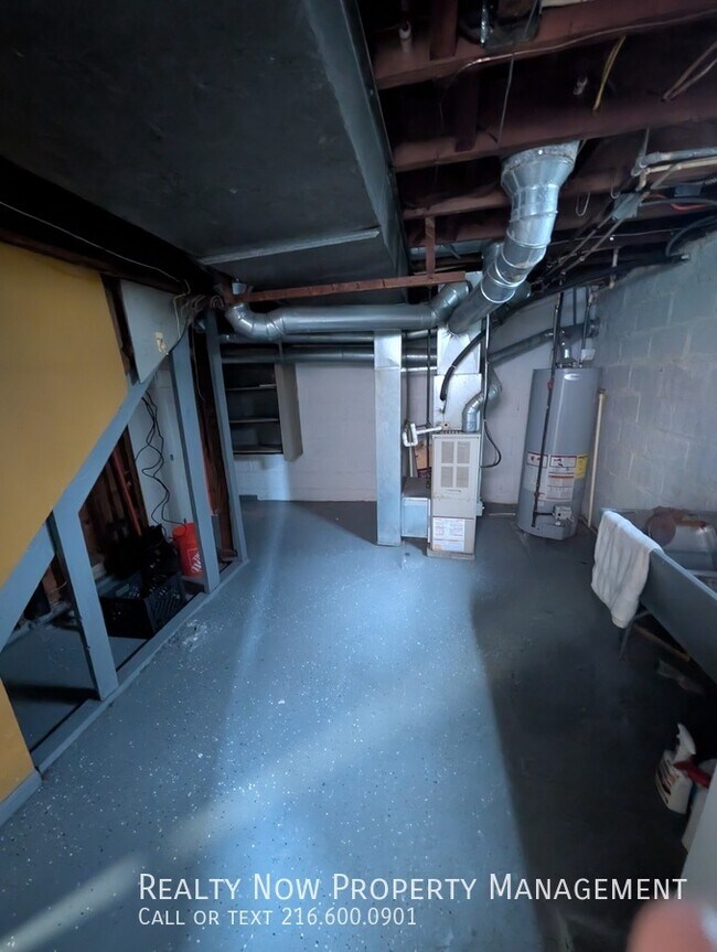 Foto del edificio - 25270 Lakeshore Blvd