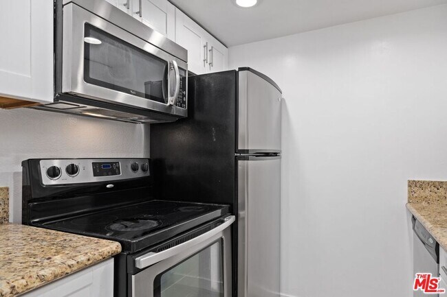 Foto del edificio - 1440 Veteran Ave