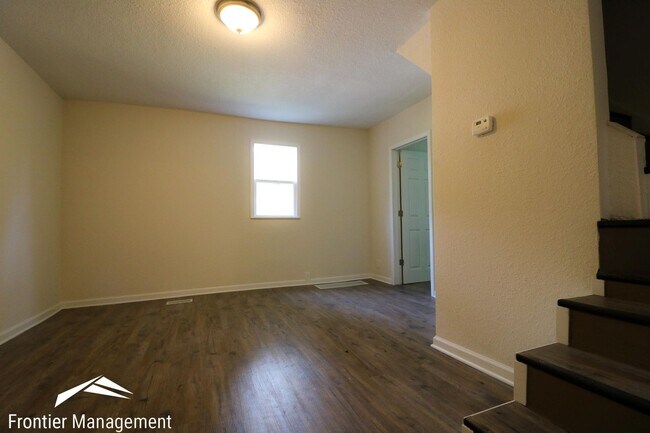 Foto del edificio - Recently Remodeled 3 Bedroom Farm Style Home!