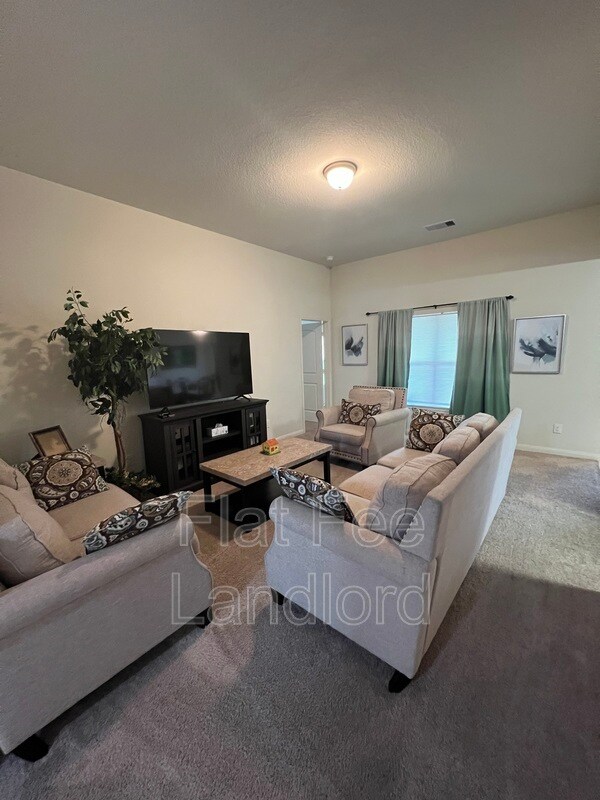 Building Photo - 2331 Golden Brandy Ln
