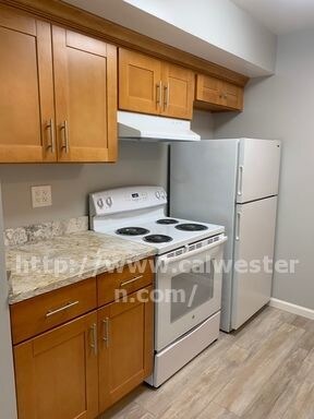 Foto del edificio - 2103 Town and Country Ln