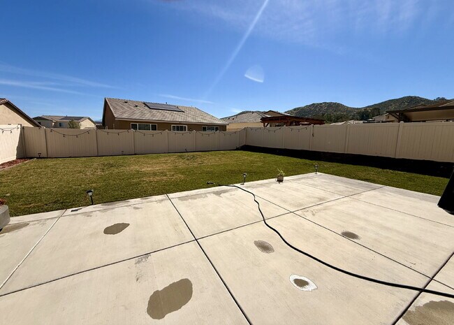 Foto del edificio - 32100 Prairie Crossing Dr