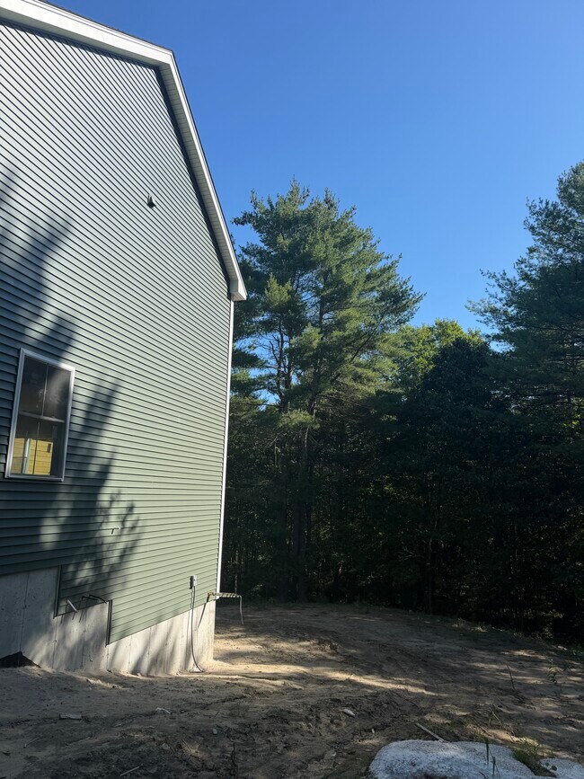 Building Photo - 42 Wild Acres Rd