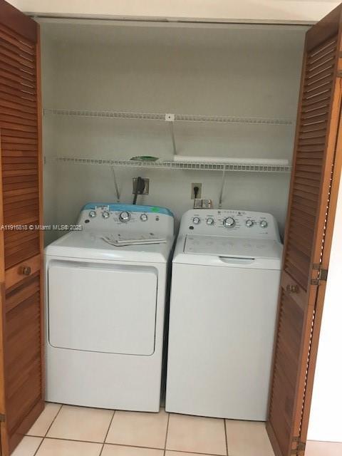 Building Photo - 8933 SW 123rd Ct