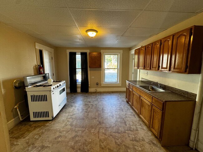 Foto del edificio - 242 E High St