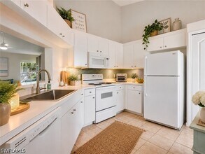 Building Photo - 1295 Sweetwater Cove