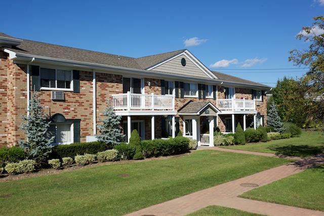Foto principal - 204 Lakeland Ave