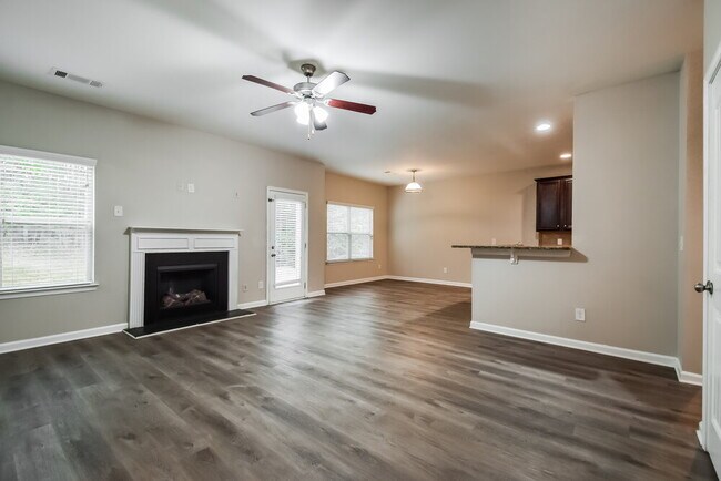 Foto del edificio - 6338 Oakwell Ct