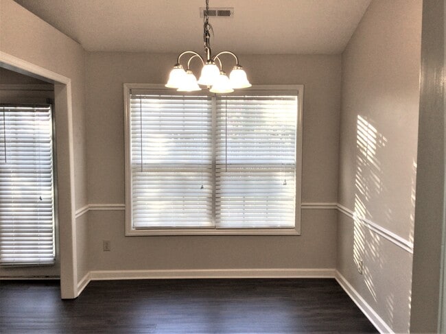 Foto del edificio - 1520 Eagle Watch Ln