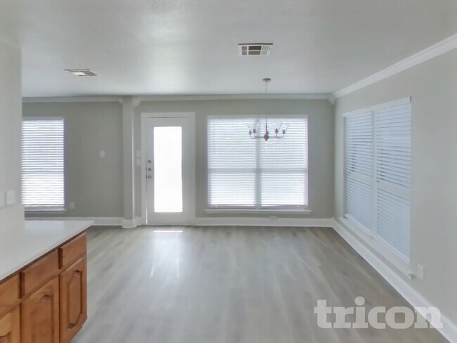 Foto del edificio - 909 Zoe St