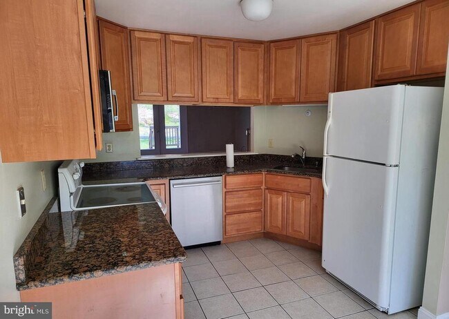 Foto del edificio - 6002 Bridgepointe Dr