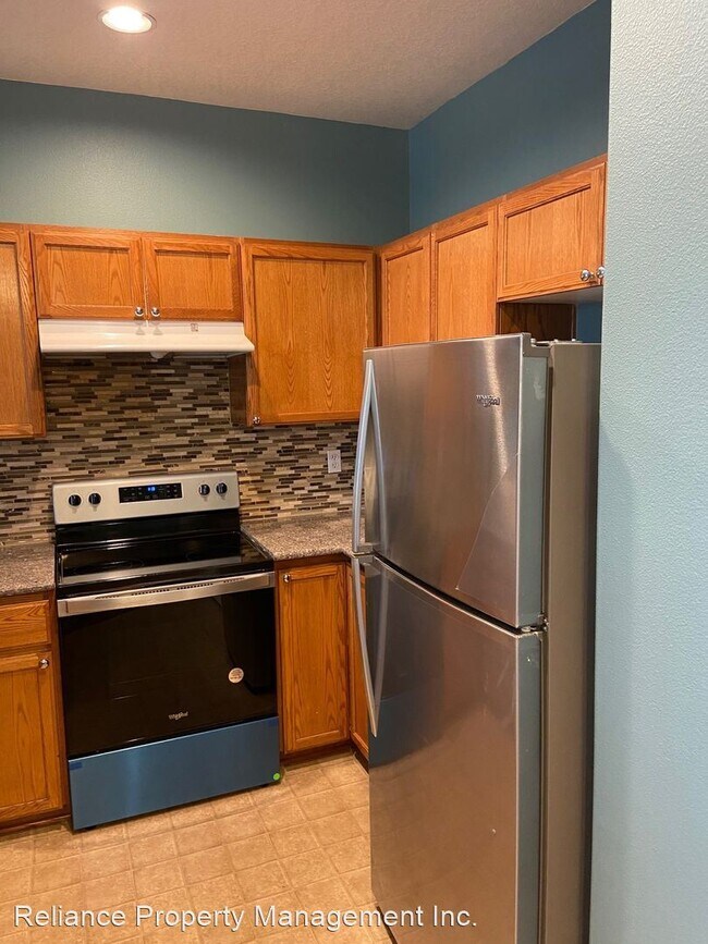 Building Photo - 3 br, 2.5 bath House - 17238 SW Pleasanton...