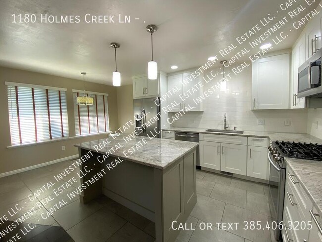 Building Photo - 1180 Holmes Creek Ln
