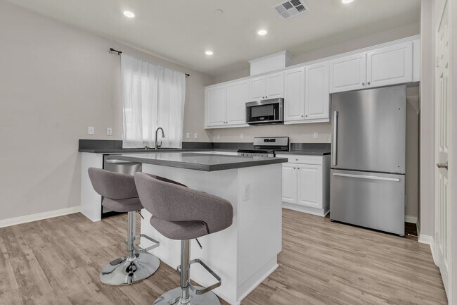 Foto del edificio - 20720 Spring Mountain Rd