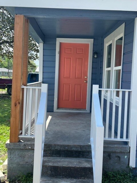 Foto del edificio - 6218 Woodrow St
