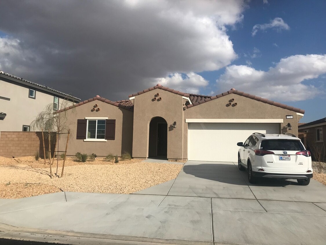 Primary Photo - Move in Ready