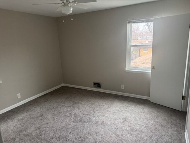 Building Photo - 18006 Wentworth Ave