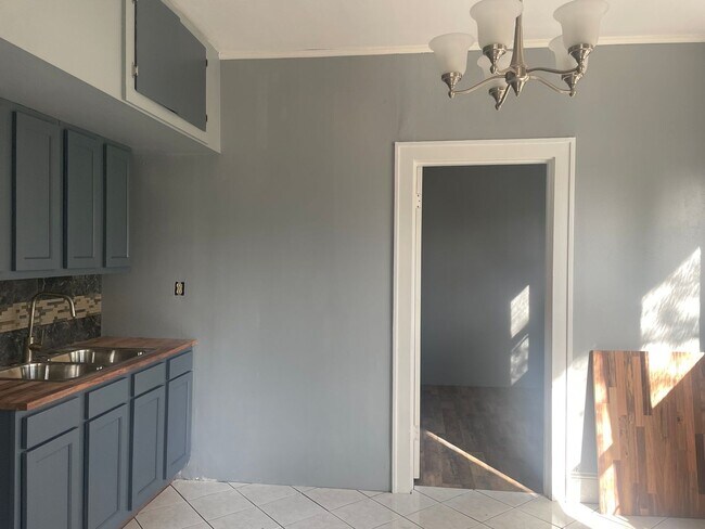 Foto del edificio - 1430 W Kirby Pl