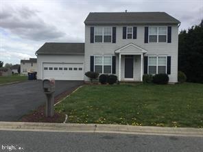 Foto principal - 32 Fenwick Ct