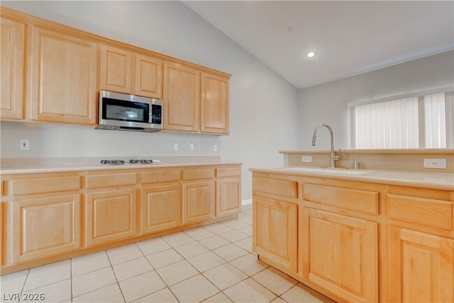 Building Photo - 2294 Tedesca Dr