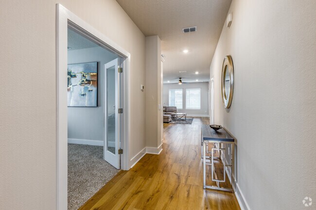 4 BR, 2 BA -1,844SF - Reserve at Hillview