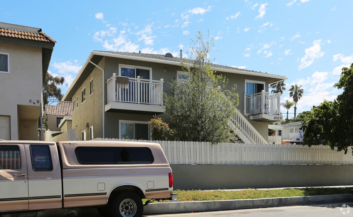 Building Photo - 602 Clementine St