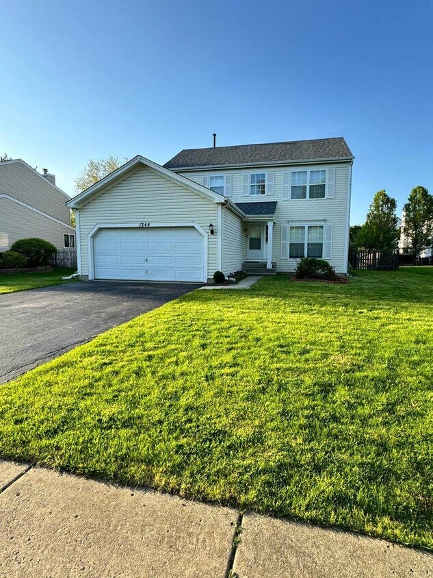 Primary Photo - 1344 Clavey Ln