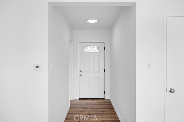 Foto del edificio - 16456 Plummer St