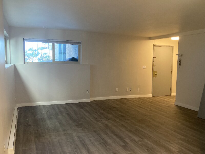Foto principal - 2415 8th Ave N