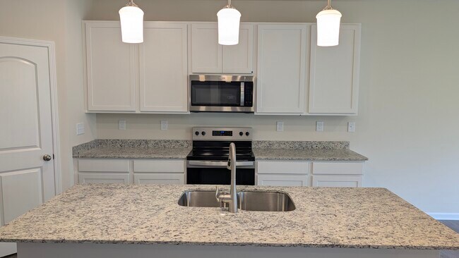 Foto del edificio - 2112 Aiken Back Ln