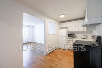 Building Photo - 2455 Bryant St