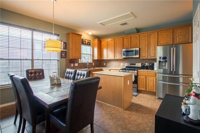 Building Photo - 9416 Meyrick Park Trail