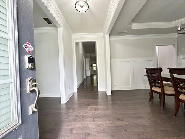 Building Photo - 3781 Heirloom Loop Ct NE