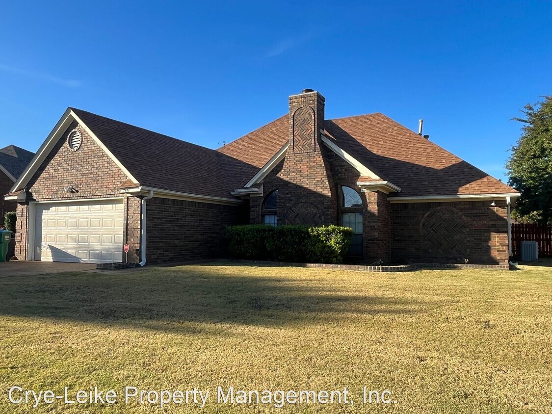 4 br, 3 bath House 7446 Beauregard Cove House Rental in Memphis, TN