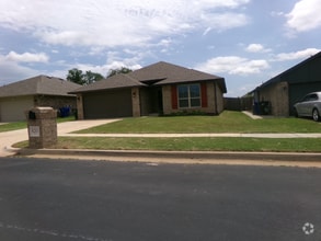 Building Photo - 4203 Eagle Cliff Dr