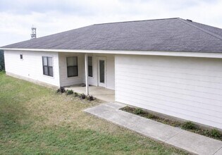 Building Photo - 1105 Advance St