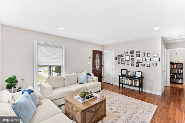 Foto del edificio - 219 Josephine St