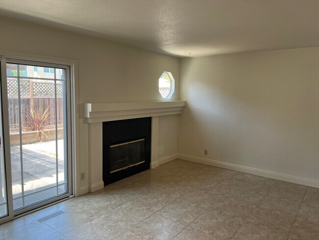 Foto del edificio - 9240 Foxwood Dr