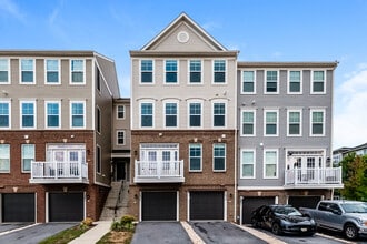 Building Photo - 5837 Bella Marie Wy